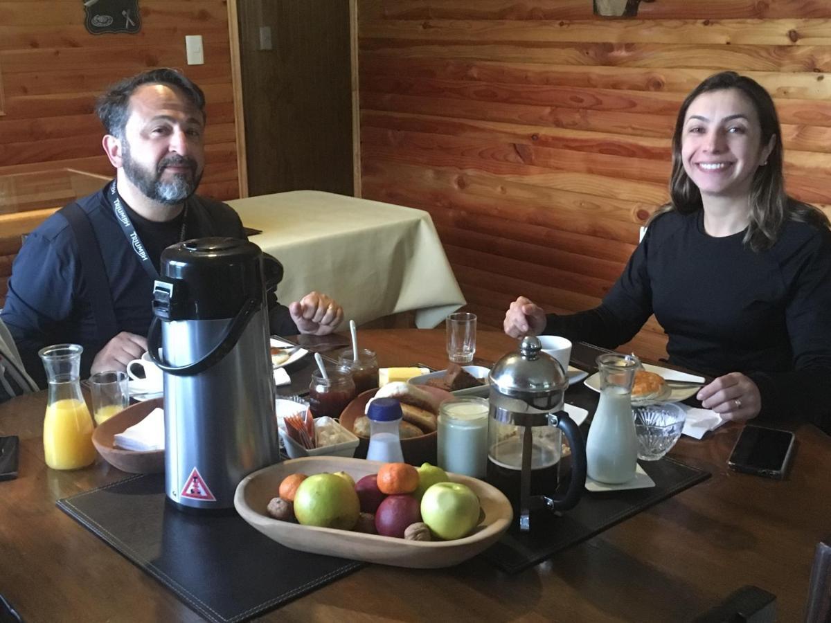 Puesto Canogas Hostal Villa O'Higgins Екстер'єр фото